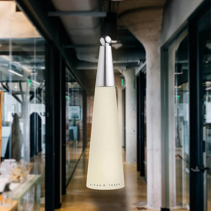 Issey Miyake L'Eau D'Issey Eau de Toilette Spray